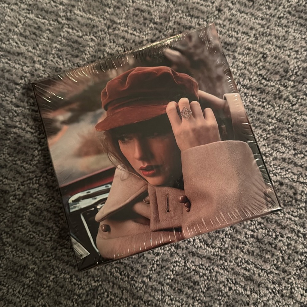 Red (Taylor’s Version) Puzzle